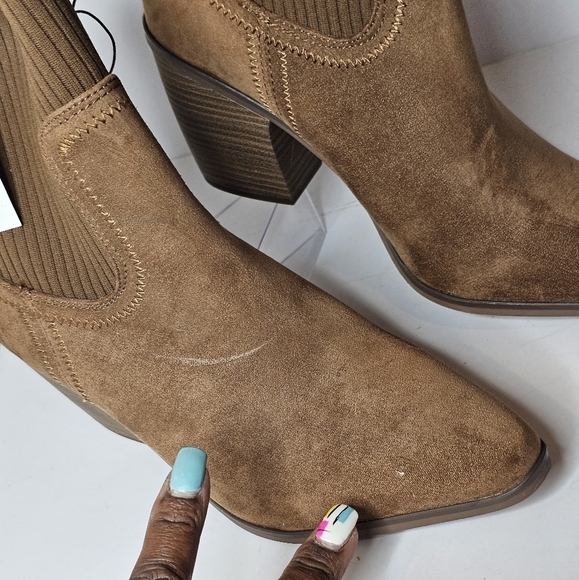 Universal Threads Solita Western Style Boots, Women's Size 11 ✨️NWT ✨️ - Picture 8 of 9